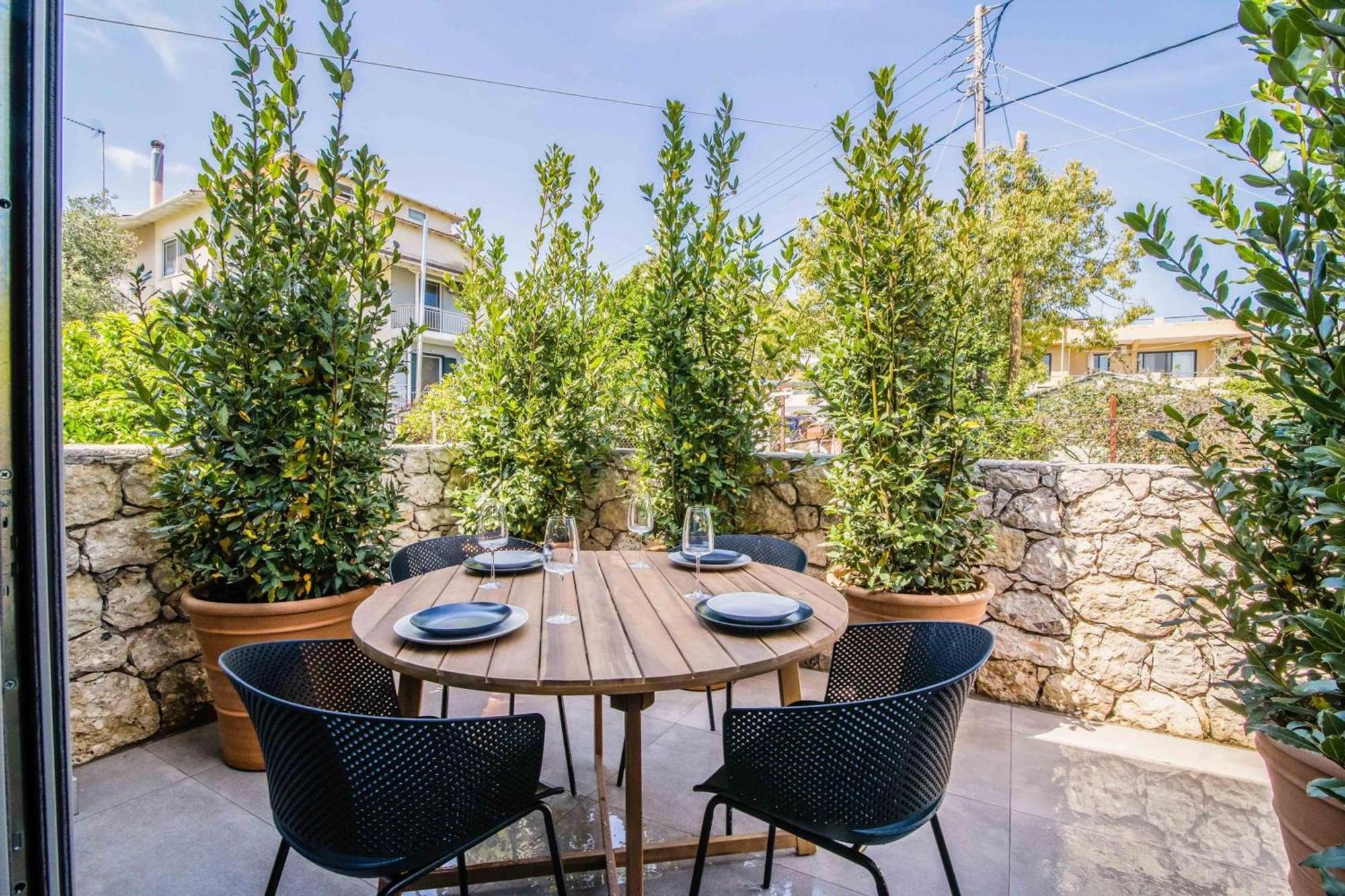 Blue Symphony Suites Apartments Nikiana Exterior foto
