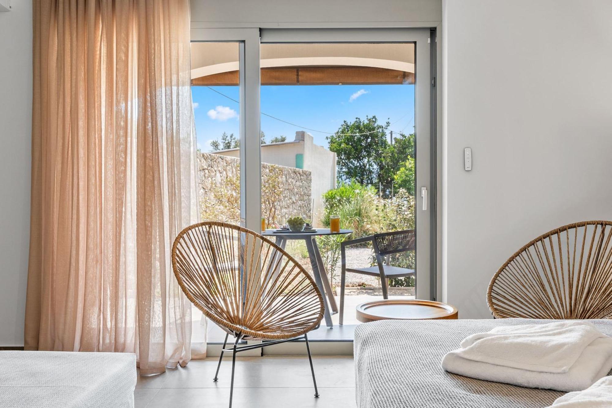 Blue Symphony Suites Apartments Nikiana Exterior foto
